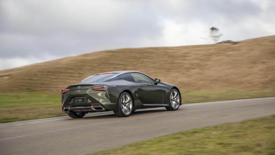  Lexus LC500 Inspiration Series 2019 года  (AU) (фото 4 из 8)